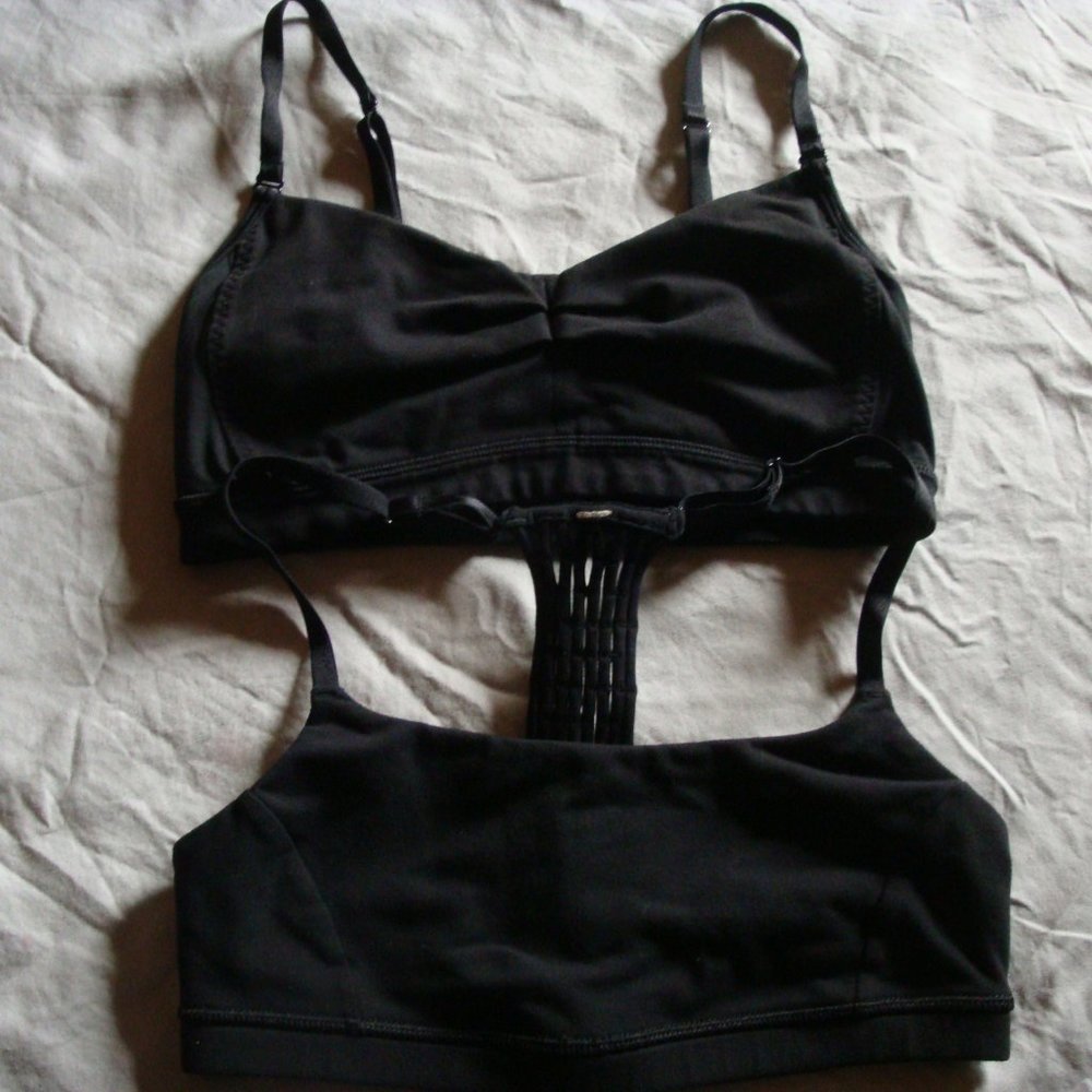 Lululemon Bras Size 4 - Picture 8 of 8